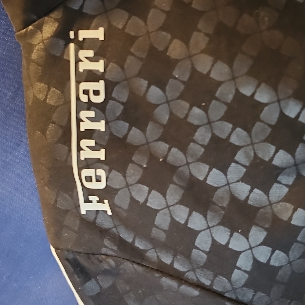 Puma Ferrari jacket - Picture 3 of 10